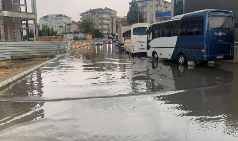 Tekirdağ’da sağanak etkili oldu