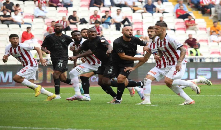 Trendyol Süper Lig: E.Y. Sivasspor: 0 - A. Hatayspor: 0 (Maç sonucu)