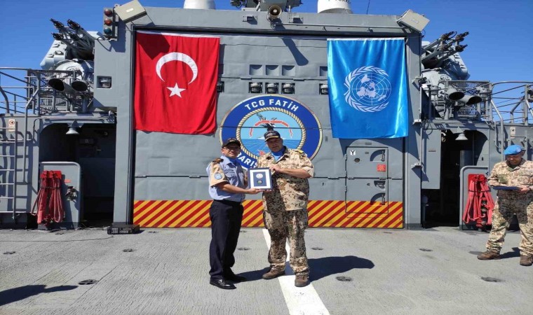 UNIFIL Deniz Görev Kuvveti Komutanı, TCG FATİH gemisini ziyaret etti