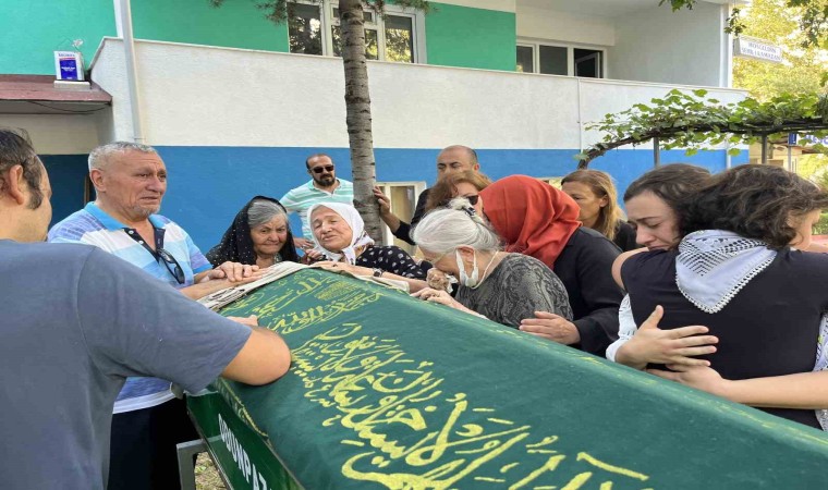 Ünlü yönetmen Abdulkadir Ceylan Ede Eskişehirde toprağa verildi