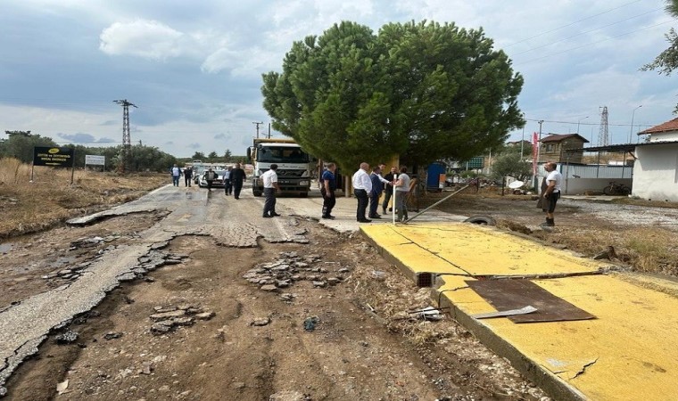 Vali Aktaştan selden etkilenen Geyikli beldesinde inceleme