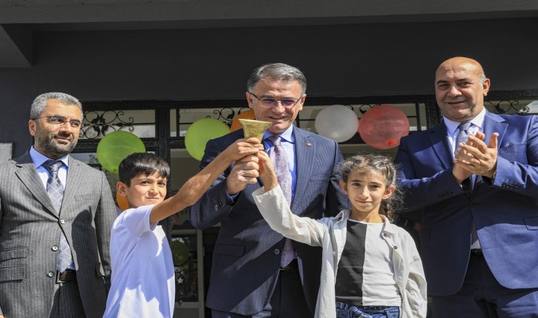 Vanda eğitim öğretim dönemi start aldı