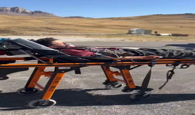 Van’da, göğüs hastasına ambulans helikopterle sevk