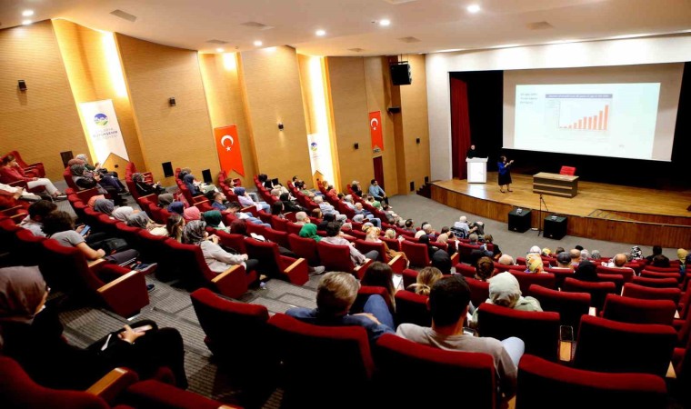 YADEM konferansları ‘Alzheimer konusuyla başladı