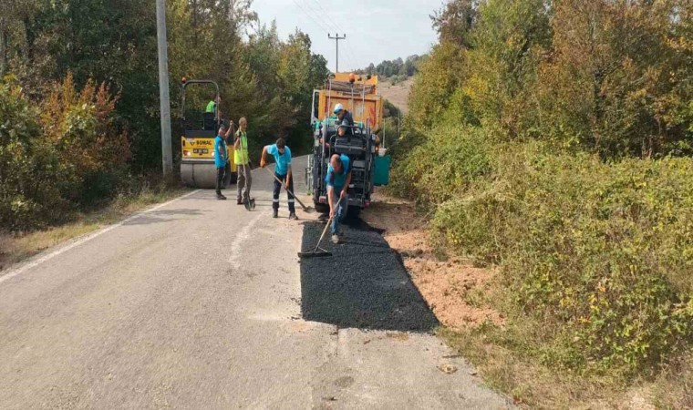 Yenikent Merkez Caminin kaldırımları yenileniyor