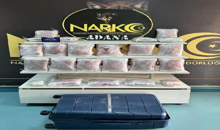 Yolcu otobüsünde ’Aşil’ ile aramada 20 kilogram esrar ele geçirildi