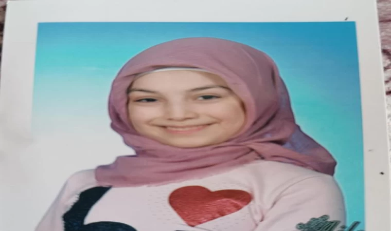 17 yaşındaki Elif, 1 aydır kayıp