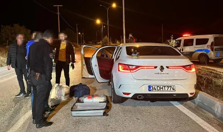 20 kilometrelik takiple durdurulan otomobilden 17 kilo uyuşturucu çıktı