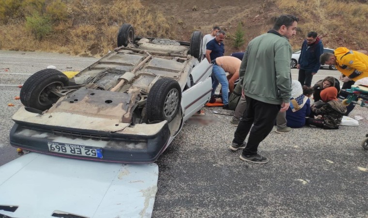 Adıyamanda otomobil takla attı: 5 yaralı