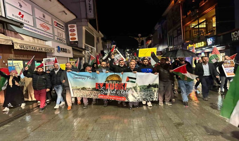 Ağrıda İsrailin Gazze saldırısı protesto edildi