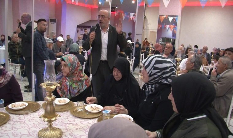 AK Partinin Mahallede gezek var etkinliğine yoğun katılım