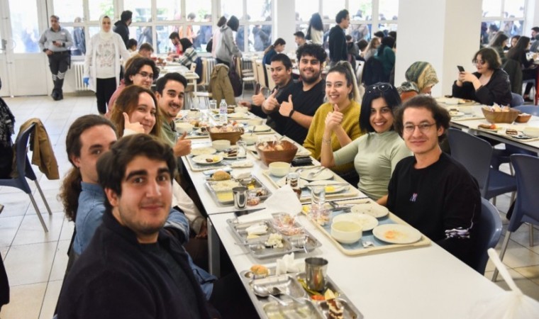 Anadolu Üniversitesinden 796 öğrencisine yemek bursu