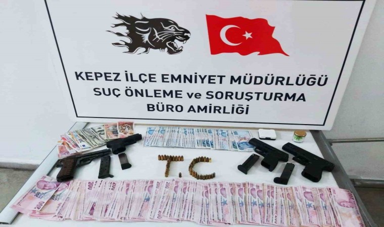 Antalyada çıkar amaçlı suç örgütüne yapılan operasyonlarda 6 şüpheli tutuklandı