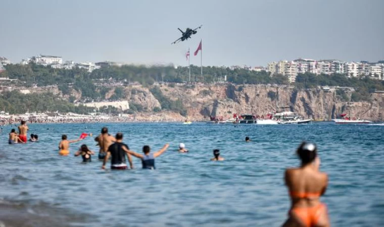 Antalya’da F-16’lardan 100’üncü yıl gösterisi/ Ek fotoğraf