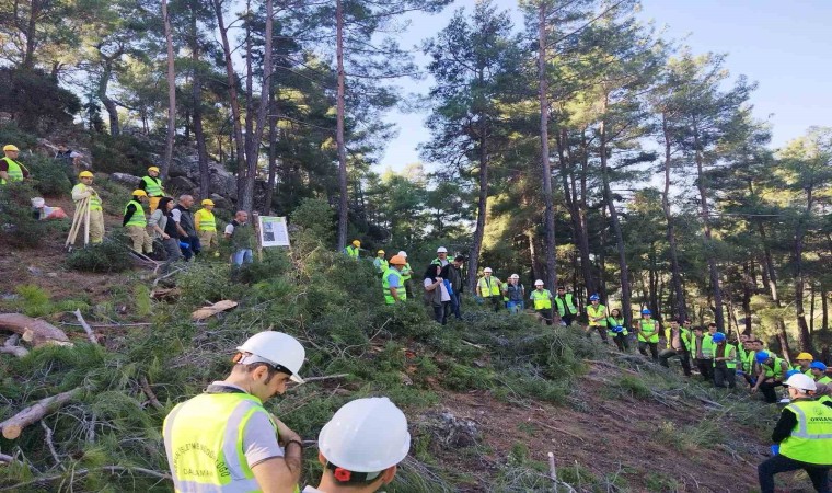 Ateş savaşçıları eğitim tatbikatlarına devam ediyor