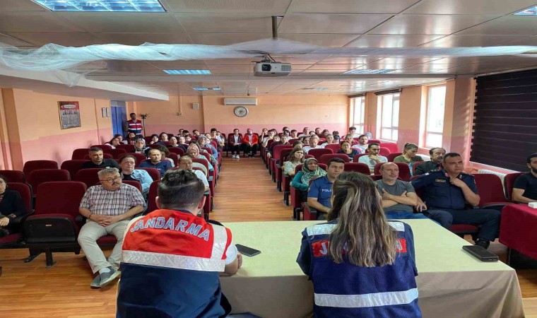 Aydın jandarması vatandaşları bilgilendiriyor