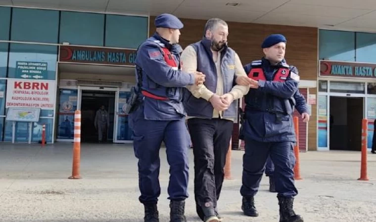 Babası ve ablasını darbeden şizofreni hastası sağlıkçılara da saldırdı; tutuklandı