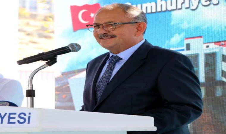 Bakan Özhaseki: Okullarımızda 3 milyon 700 bin kitabı öğrencilerimize bedava veriyoruz