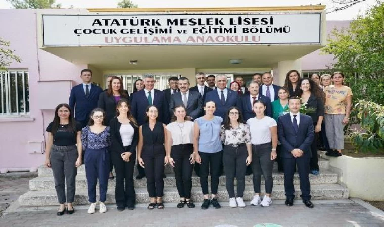 Bakan Tekin, KKTC’de Atatürk Meslek Lisesi ve Uygulama Anaokulu’nu ziyaret etti