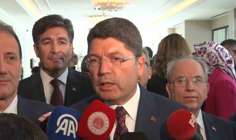 Bakan Tunç: Yargı, her türlü suç şebekesinin üzerine gitmeye bundan sonra da devam edecektir