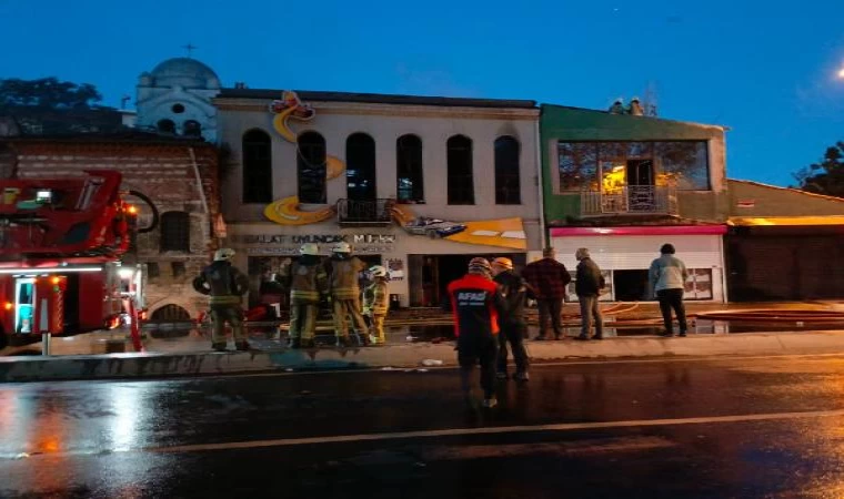 Balat’ta bulunan oyuncak müzesi alev alev yandı (Geniş Haber)