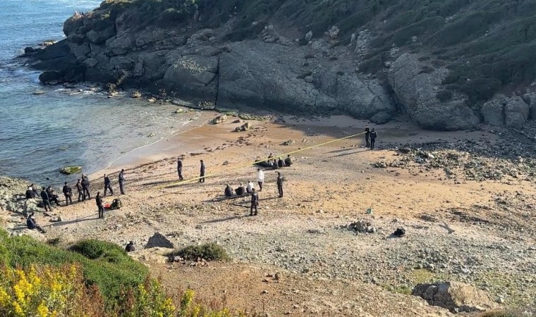 Balık tutmak için gittikleri denizde kaybolan iki kişiden birini arama çalışmaları devam ediyor