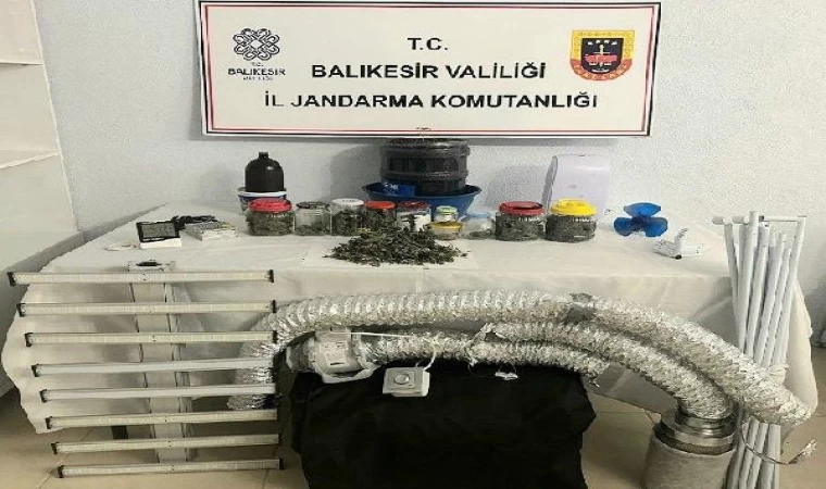 Balıkesir’de jandarmadan uyuşturucu imalathanesine baskın: 2 gözaltı