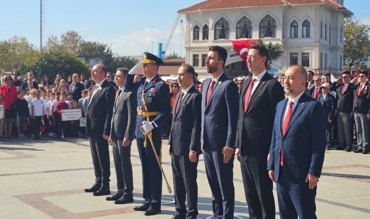 Bandırmada Cumhuriyet Bayramı kutlamaları başladı