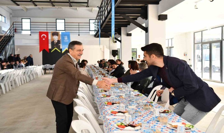 Başkan Ataç, ESOGÜ Uçak Mühendisliği Bölümü öğrencileri ile bir araya geldi