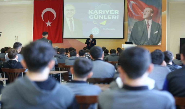 Başkan Büyükkılıçtan Öğrencilerle Kariyer Sohbetleri