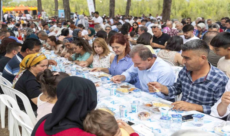 Başkan Seçer: Memleketimize hizmet eden taş üstüne taş koyan herkesi çok seviyoruz