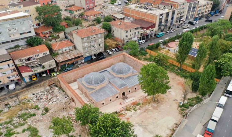 Beyoğlu Belediye Başkanı Yıldızdan Ekrem İmamoğluna ‘Hizmet dersi