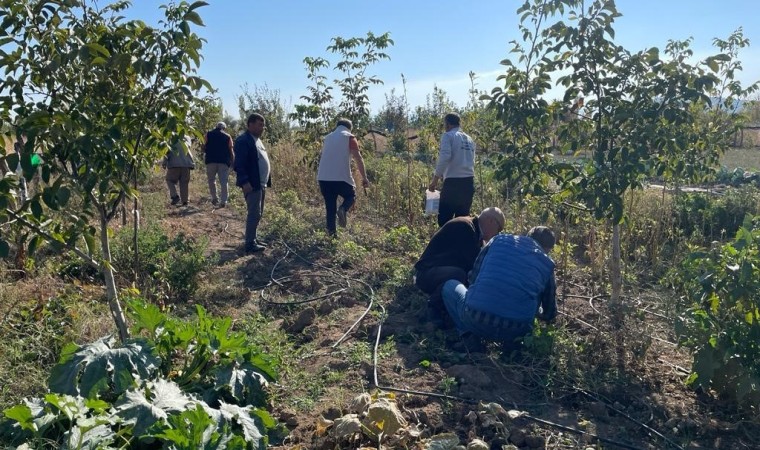 Beyşehirde çiftçilere tarla faresiyle mücadele eğitimi