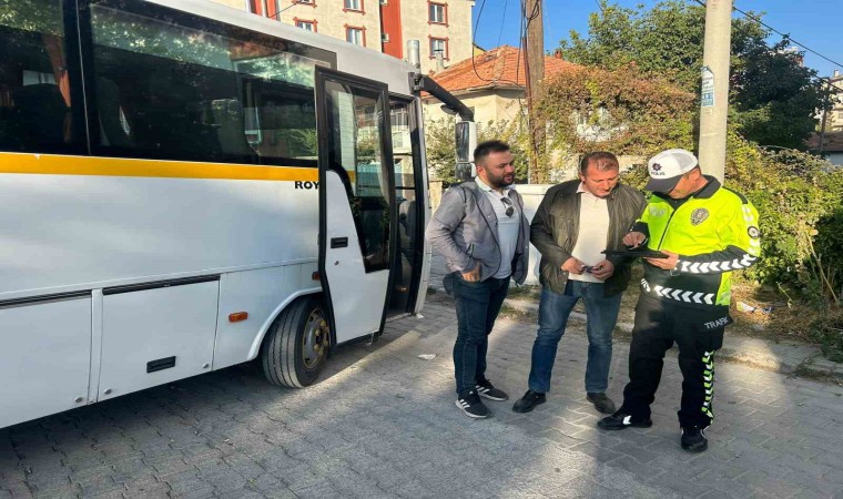 Beyşehirde okul servis araçları denetlendi