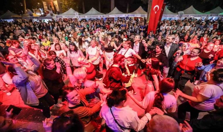 Bucada karnaval havası esti