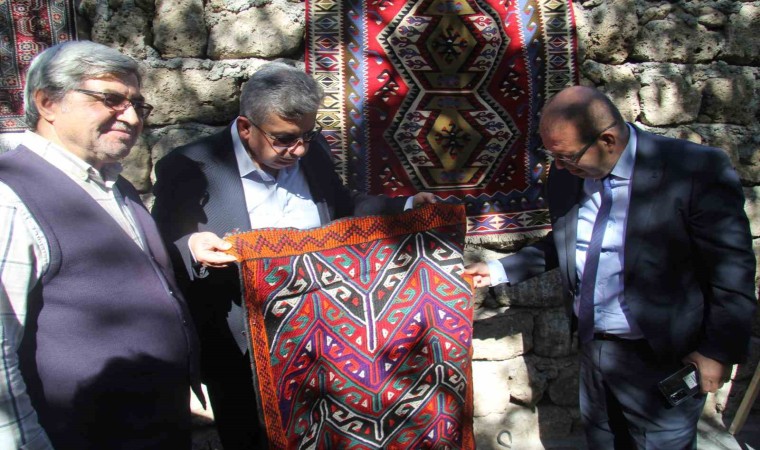 Bünyanda Uluslararası Halı, Kilim ve Güzel Sanatlar Konferansı ve Sergisi Düzenlendi