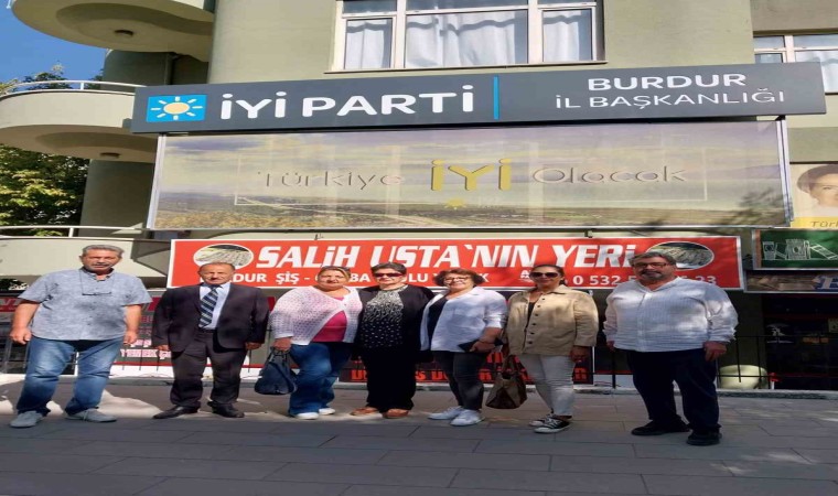 Burdur İYİ Partide 15 kişi istifa etti