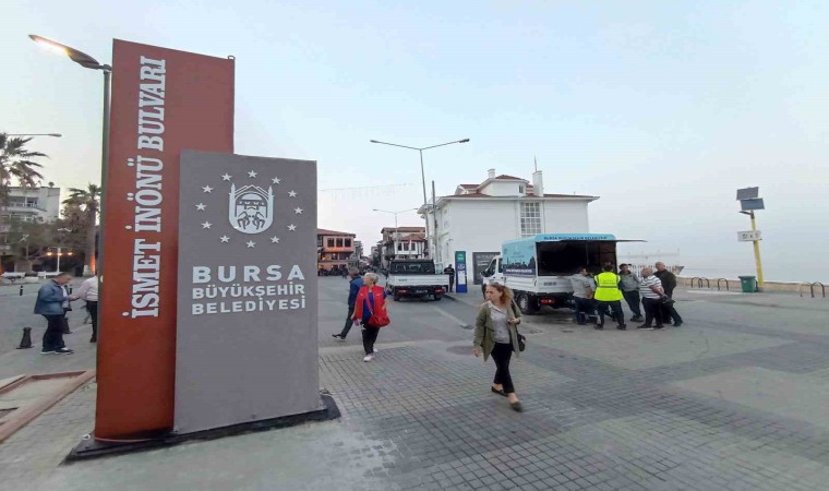 Bursa Büyükşehir Belediyesinden CHPli Mudanya Belediyesine tabela eleştirisi