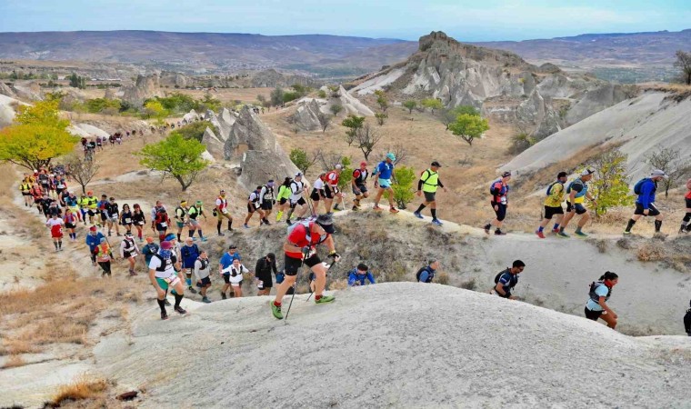 Cappadocia Ultra Trail dünyasının en iddialı isimleri Kapadokyada koşacak