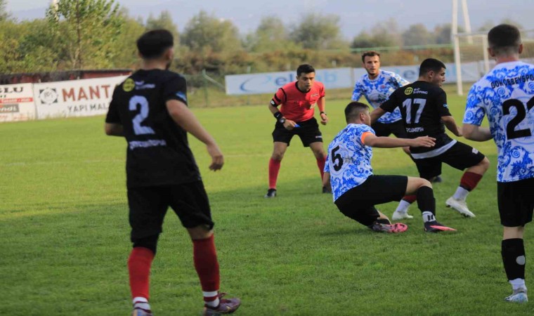 Çaycumaspor evinde galip geldi