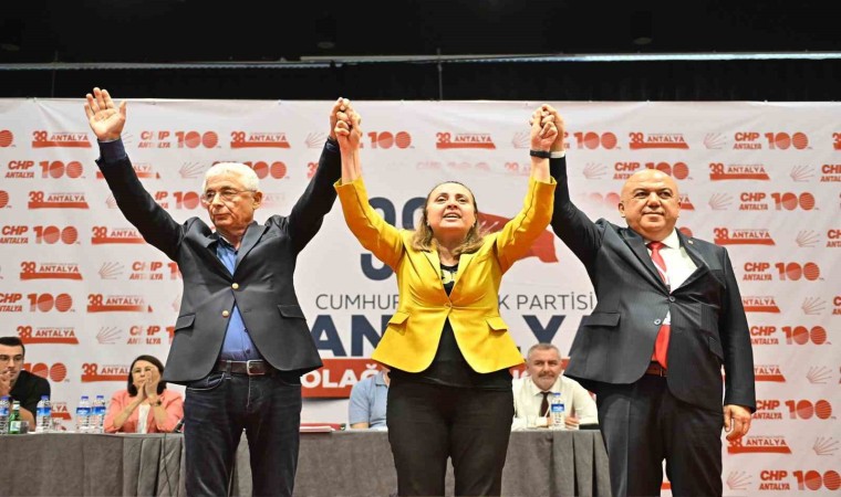 CHP Antalyada değişim