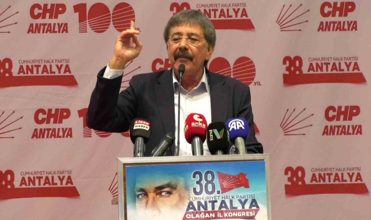 CHP Yüksek Disiplin Kurulu Üyesi Erdoğan: Selahattin Demirtaşı saygıyla anıyorum, selam gönderiyorum