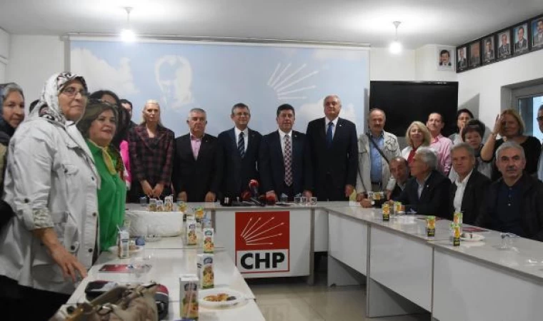 CHP’li Özel: Kapı önüne koymaları değil; babaevinin kapılarını açmayı vadediyorum (2)