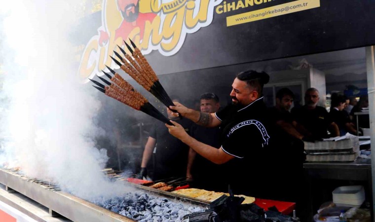 Cihangir Kebap Adana Lezzet Festivaline damga vurdu