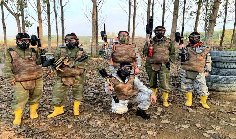 Çocuklar paintball oynadı gokarta bindi