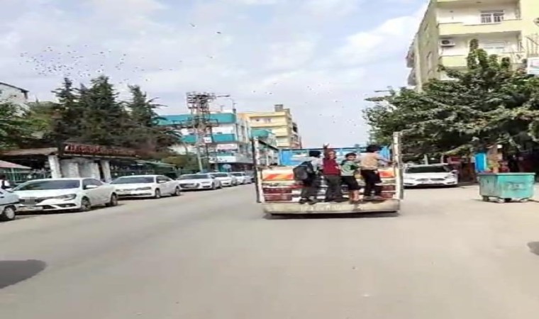 Çocukların tehlikeli yolculuğu kamerada