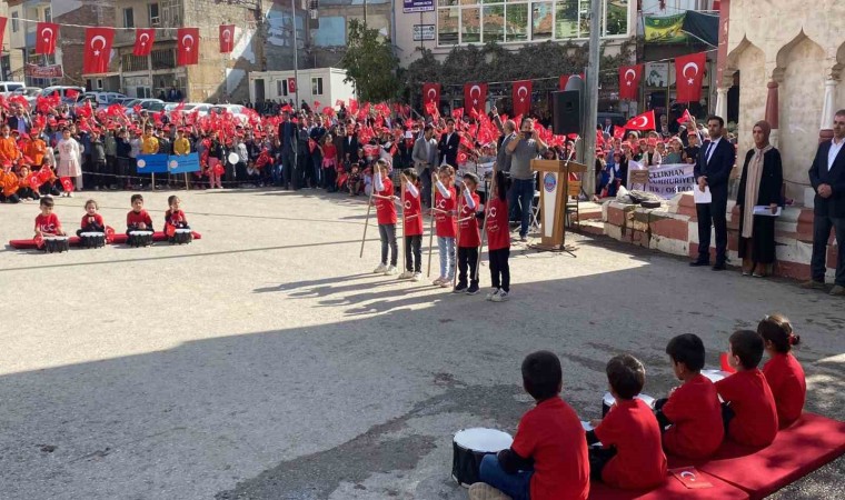 Cumhuriyetin 100. Yılı, Çelikhanda coşkuyla kutlandı