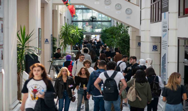 Cumhuriyetin 100. yılına özel 100 öğrenciye doktora bursu