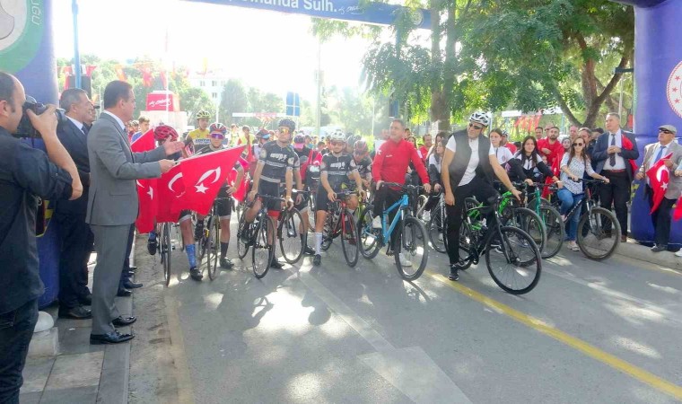 Cumhuriyetin 100. Yılında Menteşe bisiklet turu gerçekleştirildi