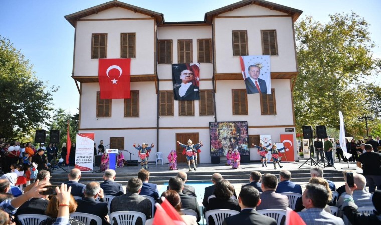 Cumhuriyetin 100üncü Yıl Coşkusu Karesi Atatürk Evinde Yaşandı